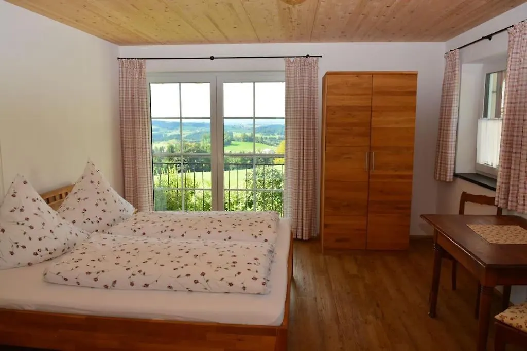 Ferienhaus Schwaerzler Stiefenhofen